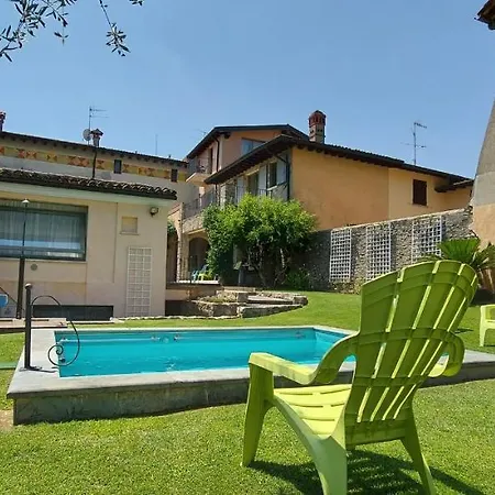 Garni Del Gardoncino Bed & Breakfast 3*